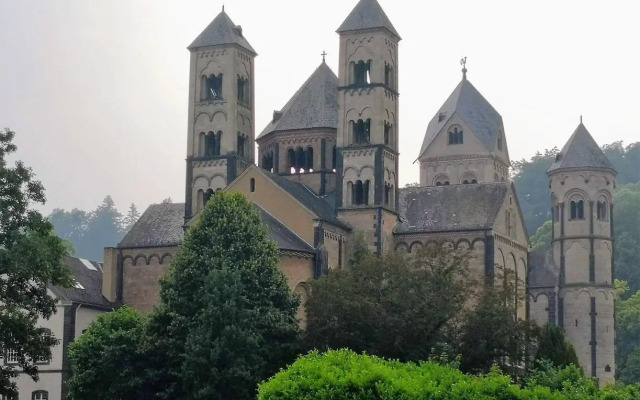 Ferienwohnung Maria Laach 2