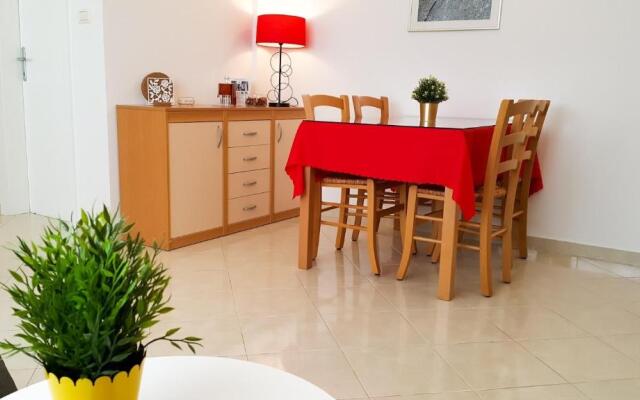 Apartments Beti - 70 m from sea