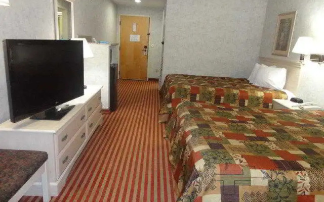 Americas Best Value Inn & Suites Bastrop