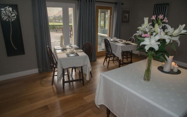 The Ullswater View - Guest House