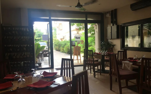 La Gondola Vientiane