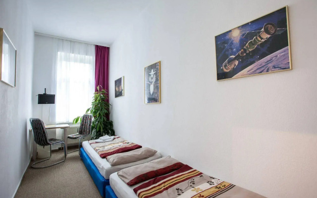 Space Hotel - Campus der Jesco von Puttkamer Schule