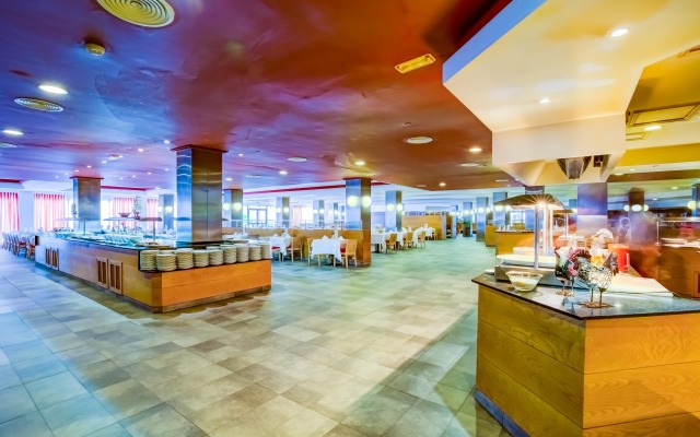 SBH Taro Beach Hotel