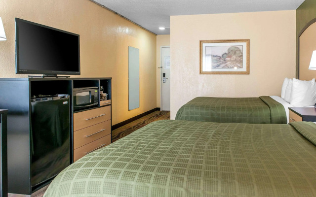 Quality Inn Conference Center Logansport