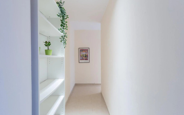 Front line beach with fantastic terrace.