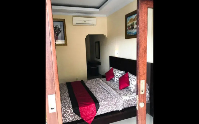Agus Guest house Sunset Road