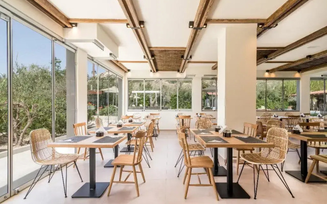 Matala Bay Apartments