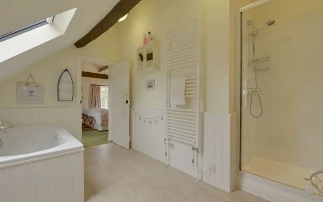 Abbots Manor