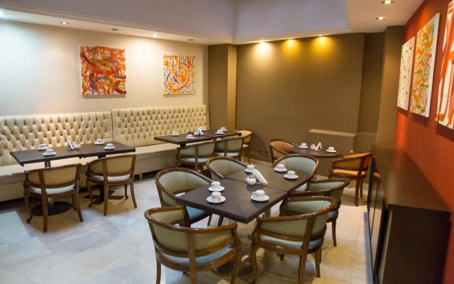 HR Plaza Luxor