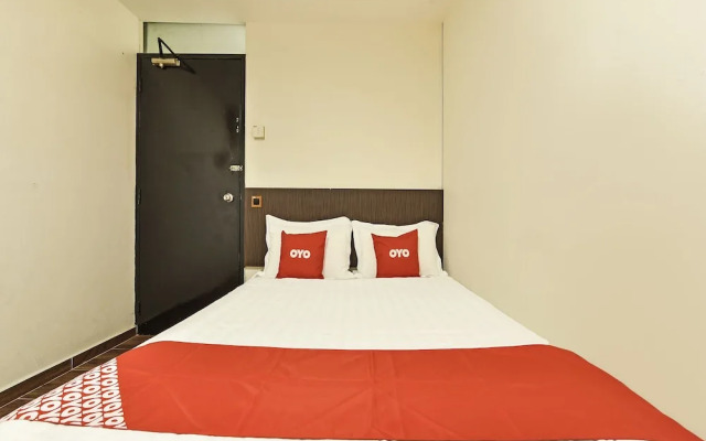 OYO 90727 Hotel Mini Indah