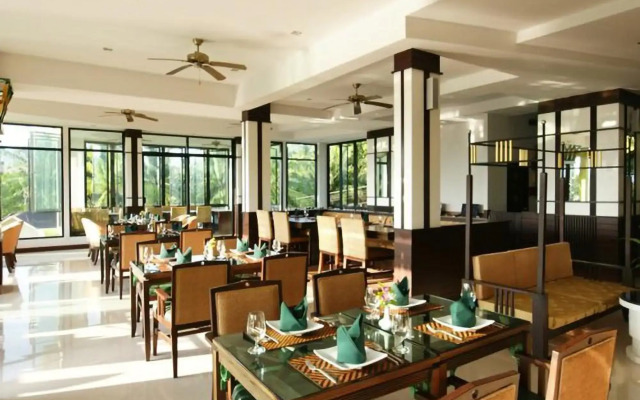 Palm Paradise Resort
