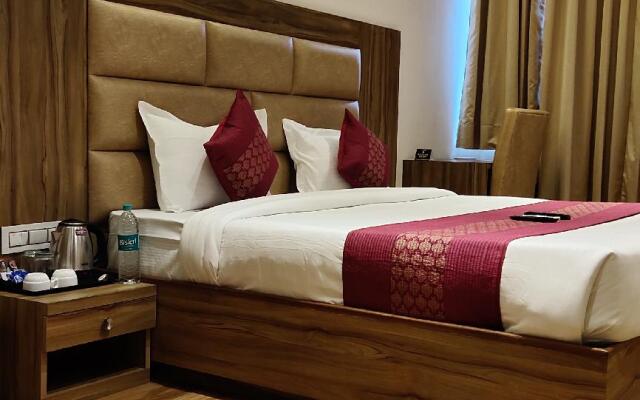 Hotel Pearl Wood By OYO Rooms