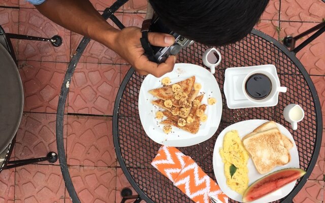 Kahanamoku Bed & Breakfast