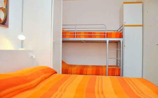 Comfortable Apartment Overlooking the sea