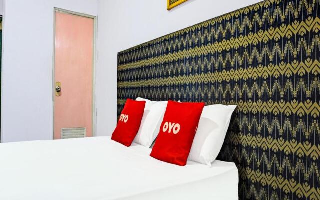 Oyo 91796 Guest House Ghalta Syariah