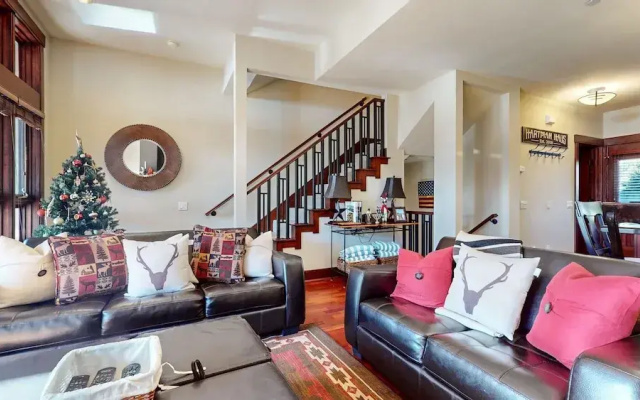 Juniper Crest Townhomes at Mammoth Lakes