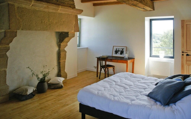 Country House Near Terenez Bay and Beaches