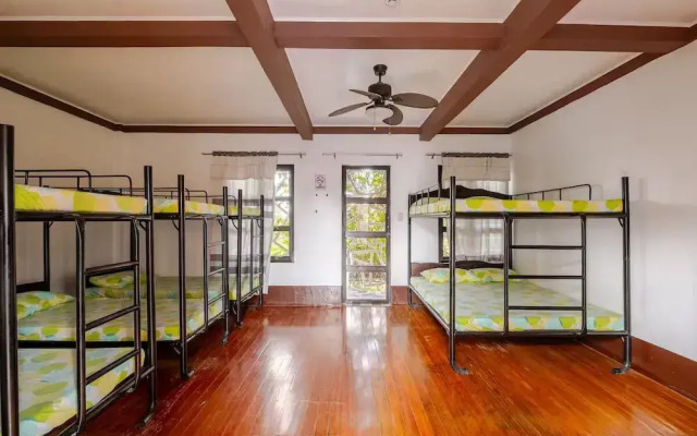 Ross Rose Budget Hotel