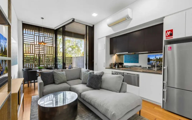 1-bed Unit With Alfresco Dining and BBQ