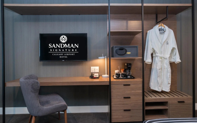 Sandman Signature Calgary Airport Hotel