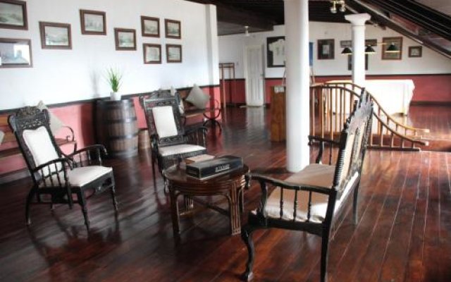 Stone House Suites Kandy