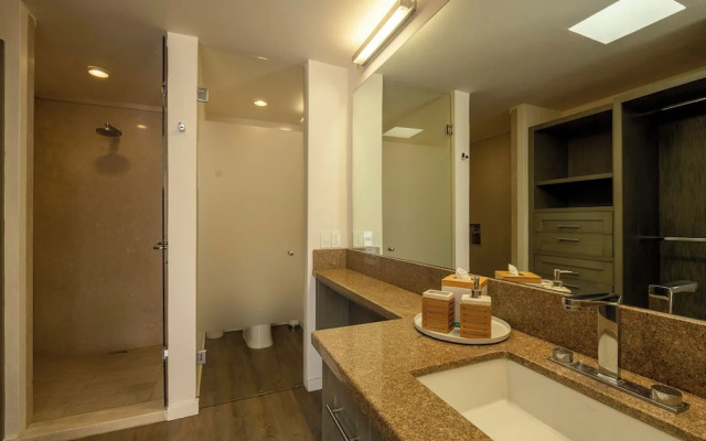 Exclusive House with Lake Chapala Access