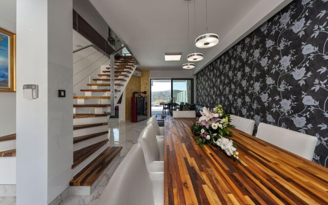 Stunning Home in Kostelj With Wifi and 4 Bedrooms