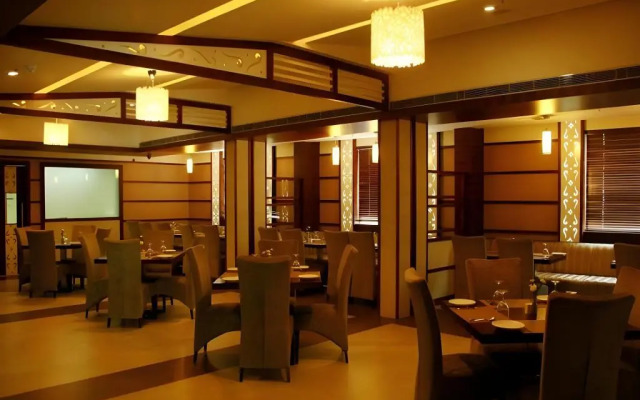 Hotel Moonlit Regency