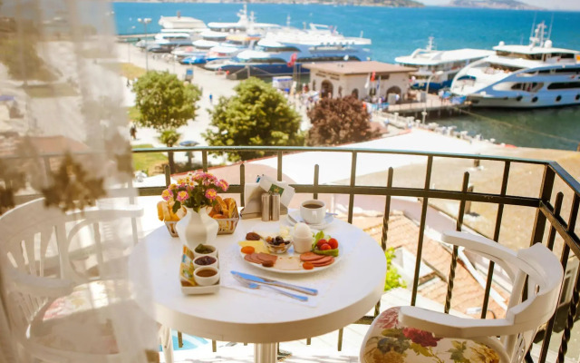 Buyukada Princess Hotel