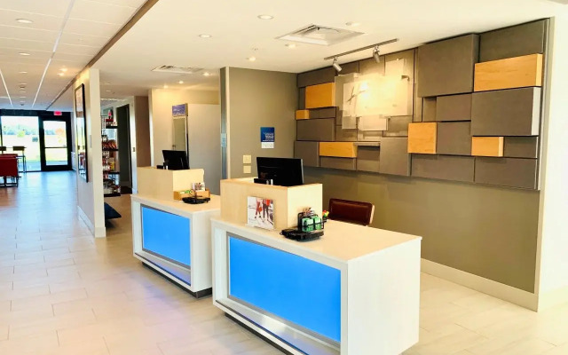 Holiday Inn Express & Suites Middletown by IHG