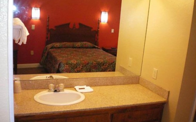 Economy Inn & Suites