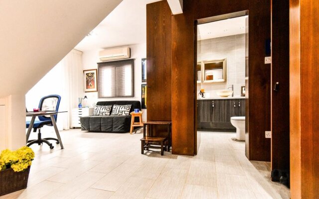 Villa Blue Phoenix
