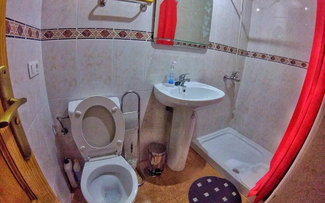 Piso 7 Personas Wifi100Mb