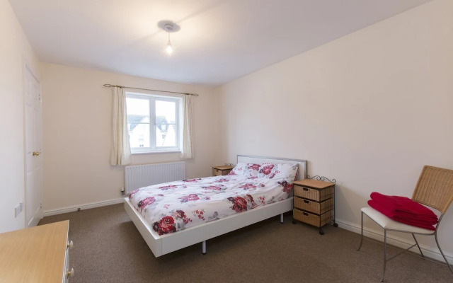 5 Rosebay Gardens