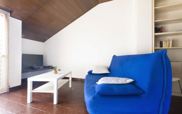 Flat Fiumelatte Terrace lake view