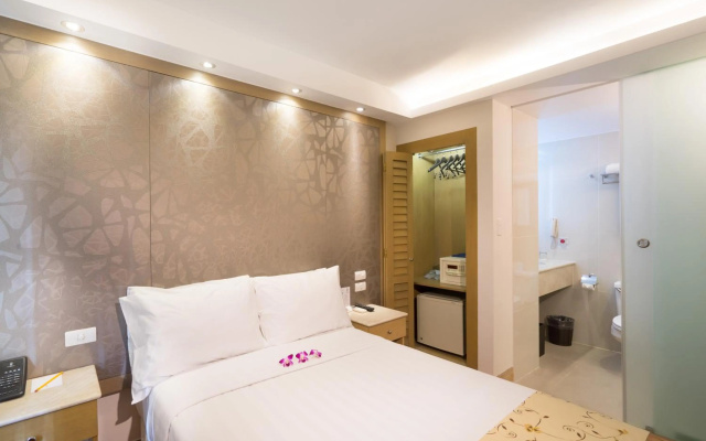 Empress Hotel HoChiMinh City – Guest Rooms – Ho Chi Minh City