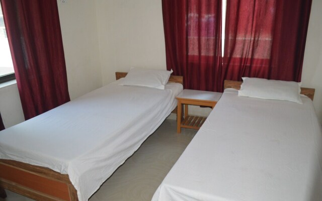 Middle Way Home Stay
