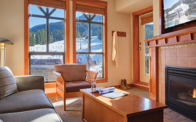 Pan Pacific Whistler Mountainside