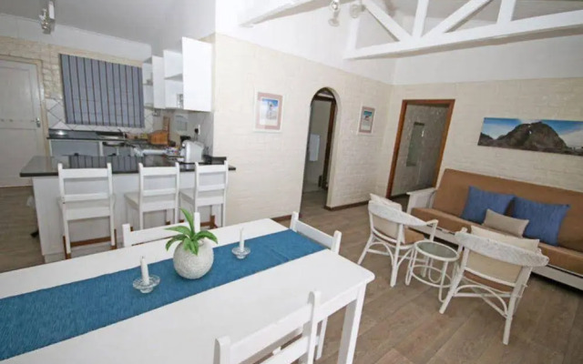 Picnic Rock Seaside Accommodation