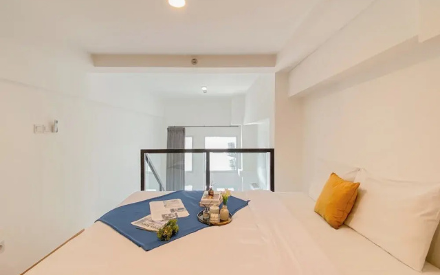 Simple And Modern Studio At Apartment Kingland Avenue