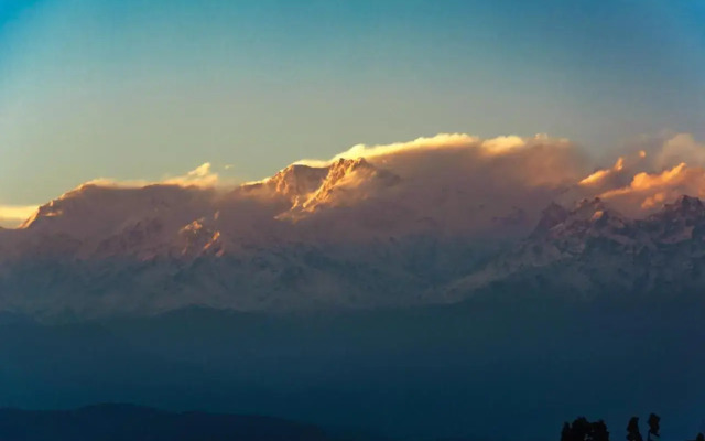 Sumitel Vista 800m from Mall Road