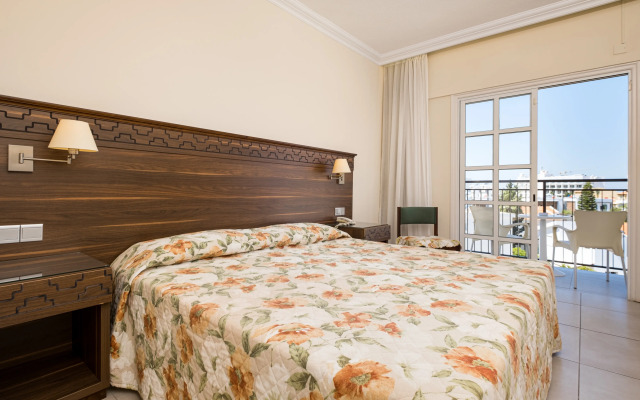 Anais Bay Hotel