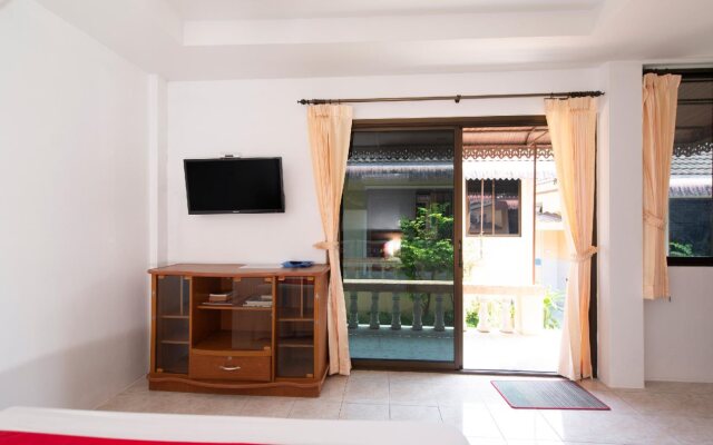 OYO 325 Naiyang Cottage (Vaccinated Staff)
