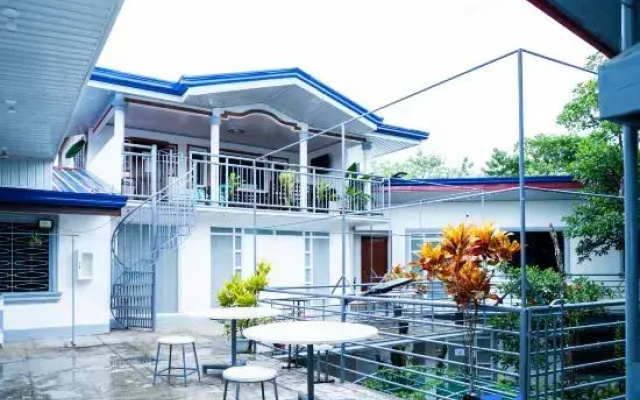 RedDoorz @ Lao Singuan Homestay