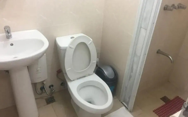 StayHere Burgos Circle 1 Bedroom Avant@Fort Gym