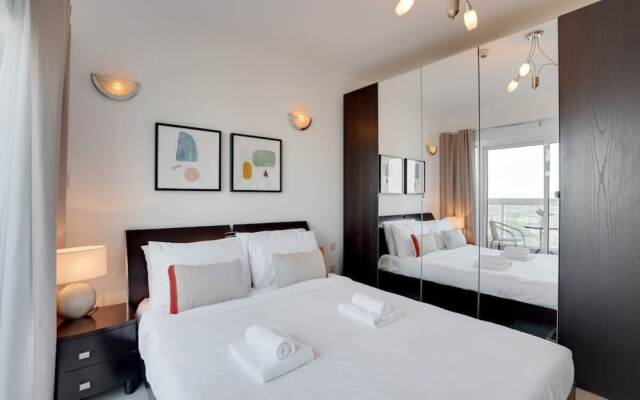 Dazzling Apartment in Dubai Gate Central of JLT