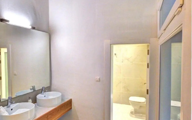 Coral Apartment (Valletta)