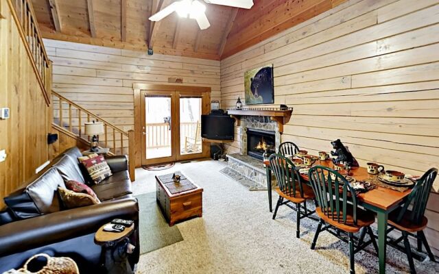 Ridgetop Retreat - 2 Br Cabin