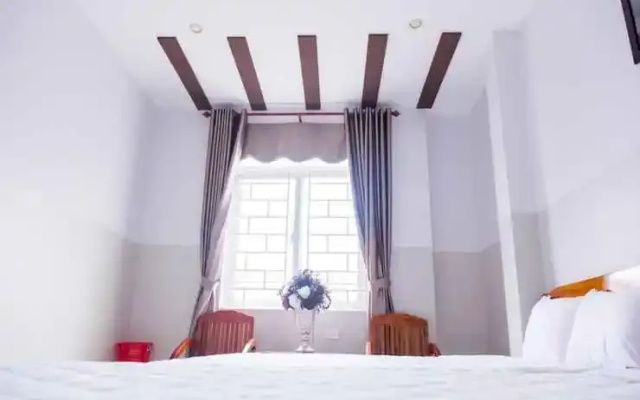 Hoang Thinh Hotel Kon Tum