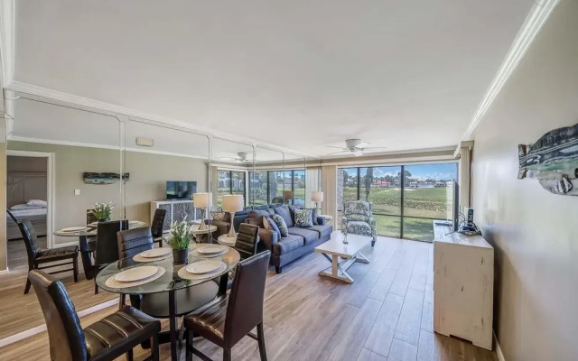 Edgewater Golf Villa 303